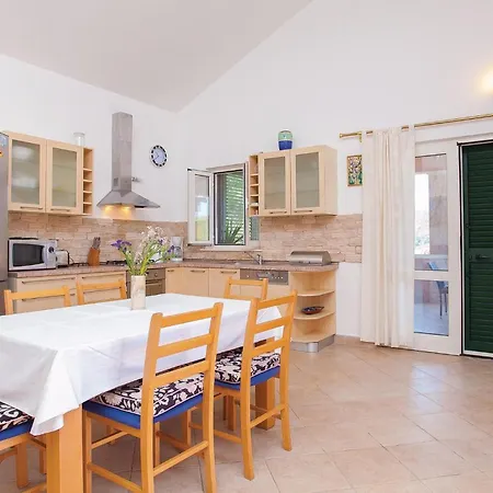 Siroka Bb Ii Holiday home *