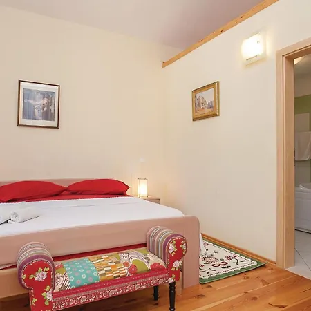 Siroka Bb Ii Holiday home *